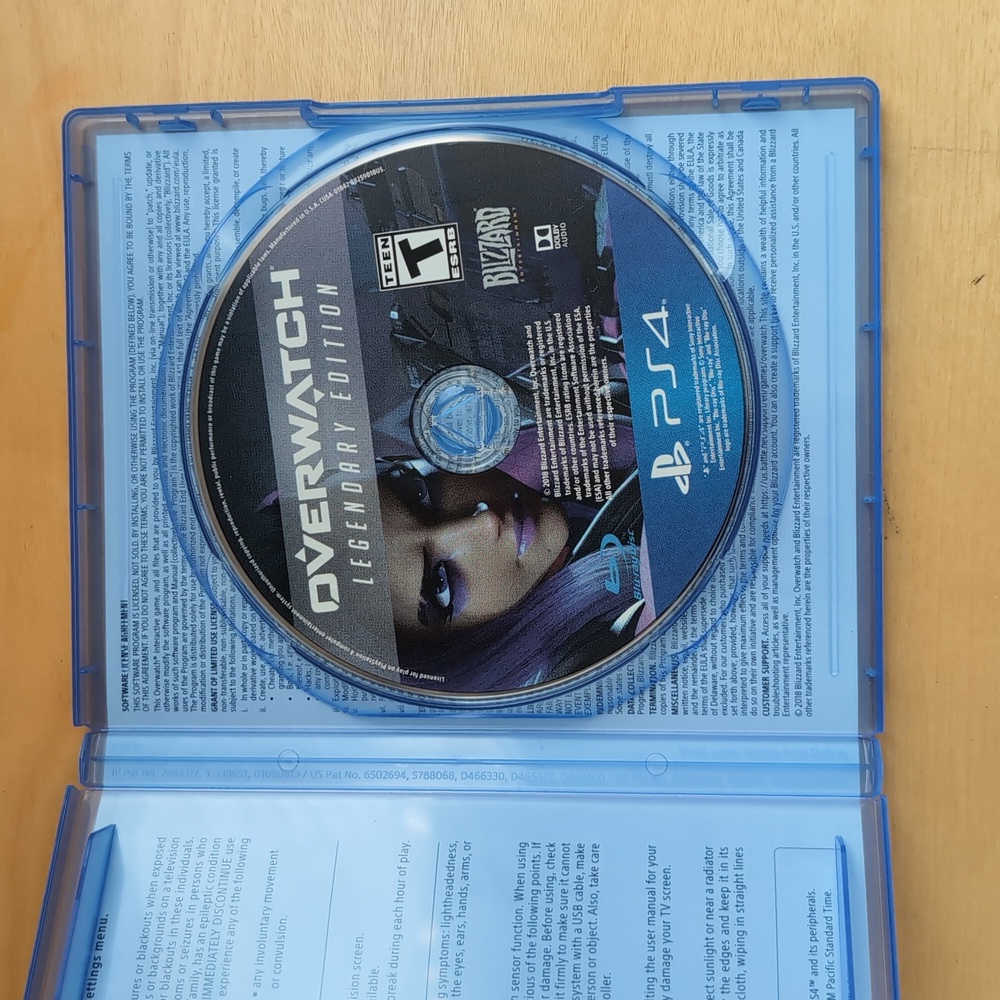 PS4 Overwatch - Picture 3 of 3